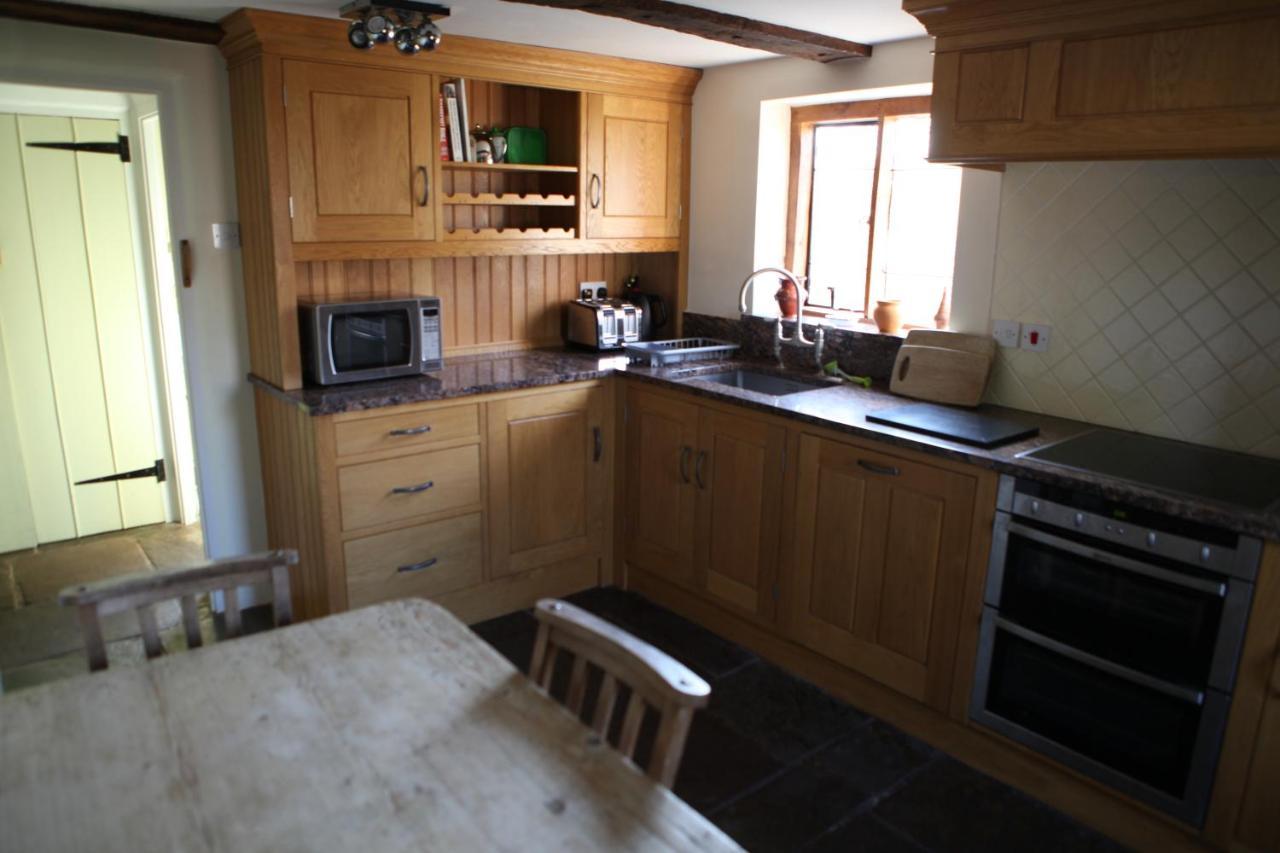 Medieval Cottage In Rural Monmouthshire. Raglan 외부 사진